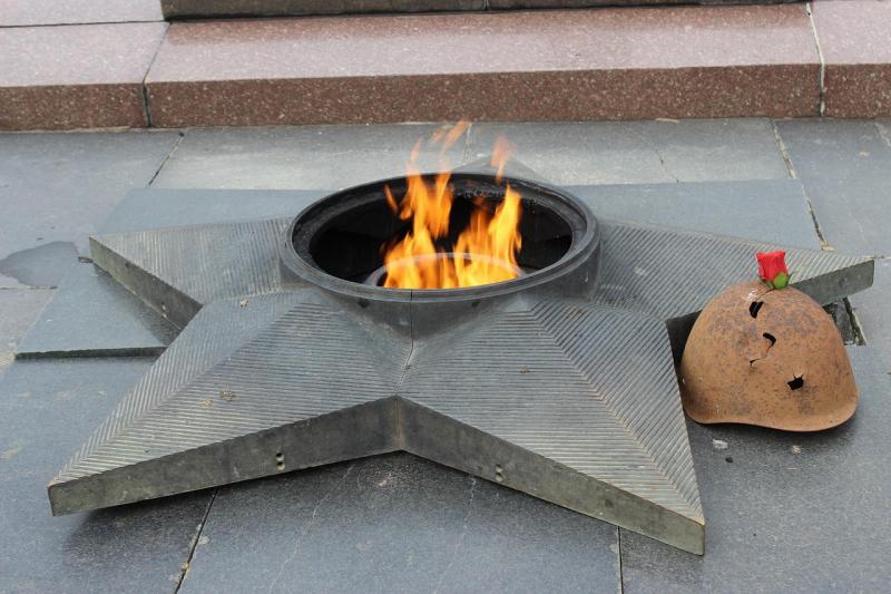 Впервые за 8 лет в Волновахе зажгли Вечный огонь