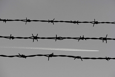 Самарец пять лет проведет в колонии за связь с террористами