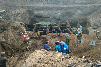 Археологические раскопки на Хлебной площади обнаружили деревянные сооружения XVIII века
