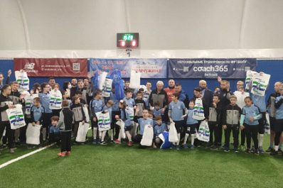 Самарские футболисты побывали в гостях у "Крыльев мечты"