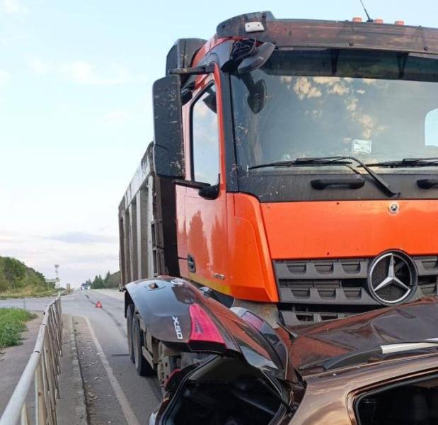 В Самарской области 15 июля в ДТП с фурой погибла женщина