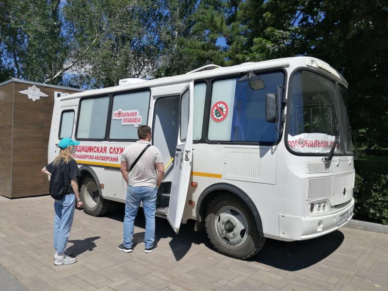 В Самаре на "ВолгаФесте" работает мобильный прививочный пункт вакцинации