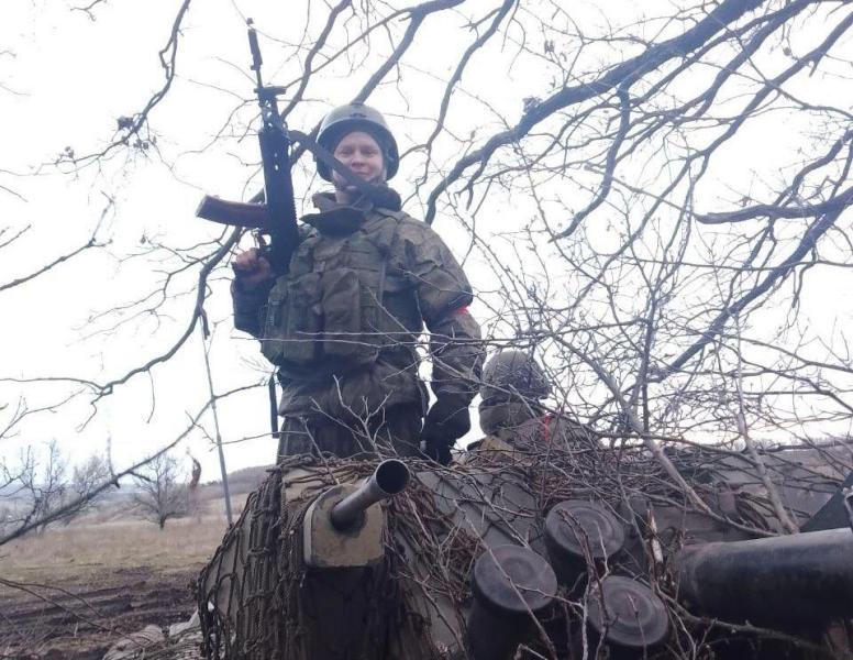 "Для меня бригадный знак отличия - высшая награда": офицер из Самарской области рассказал о буднях военнослужащих на СВО