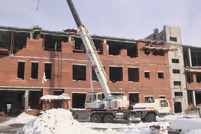 Школу в поселке Мехзавод достроят к концу 2020 года