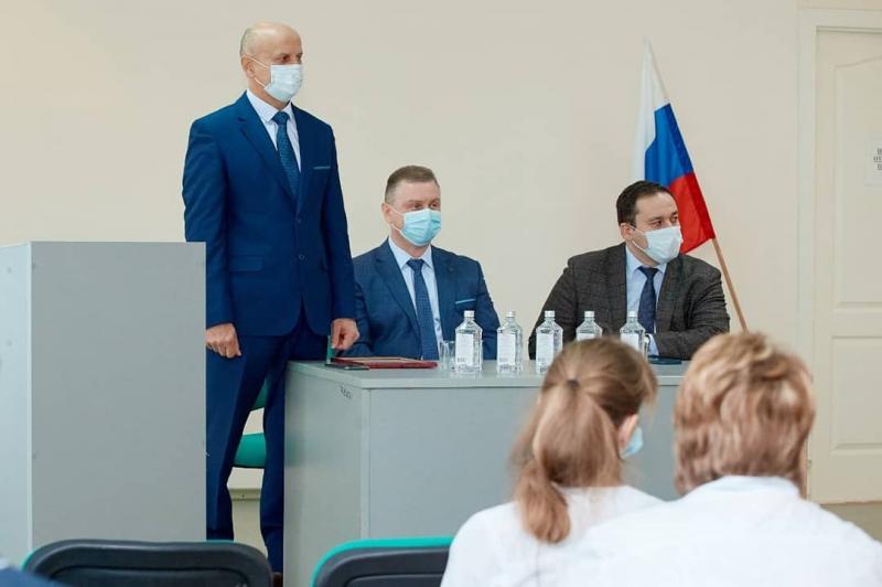 Назначен новый главврач тольяттинской поликлиники № 3