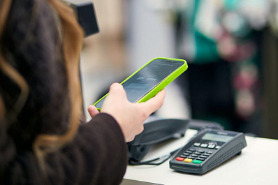 Практично и технологично: что дарили россияне на 23 Февраля и 8 Марта