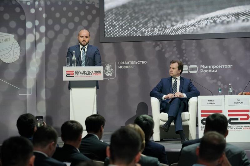 Вячеслав Федорищев: "Обнуляем всю региональную компоненту по налогам для разработчиков беспилотных систем"