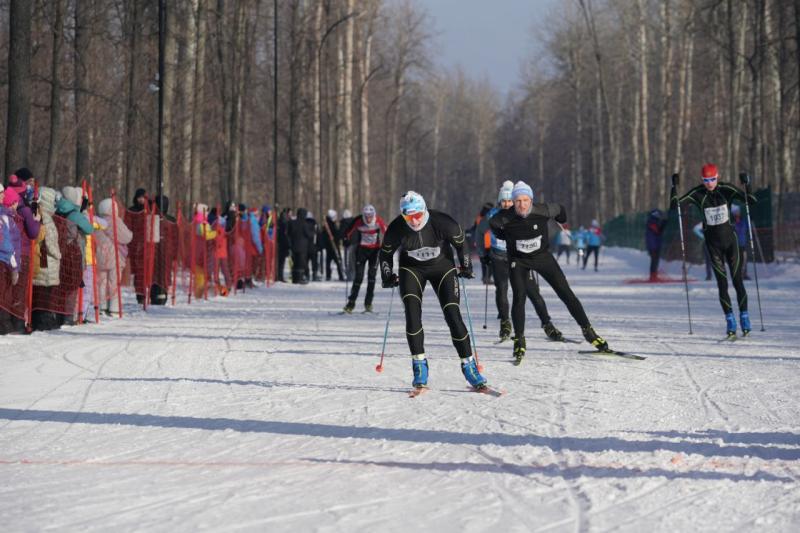 Вячеслав Федорищев поприветствовал участников и гостей "Лыжни России" в Самаре
