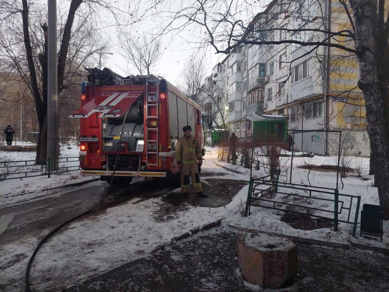 В Самаре горит квартира в многоэтажке на проспекте Кирова