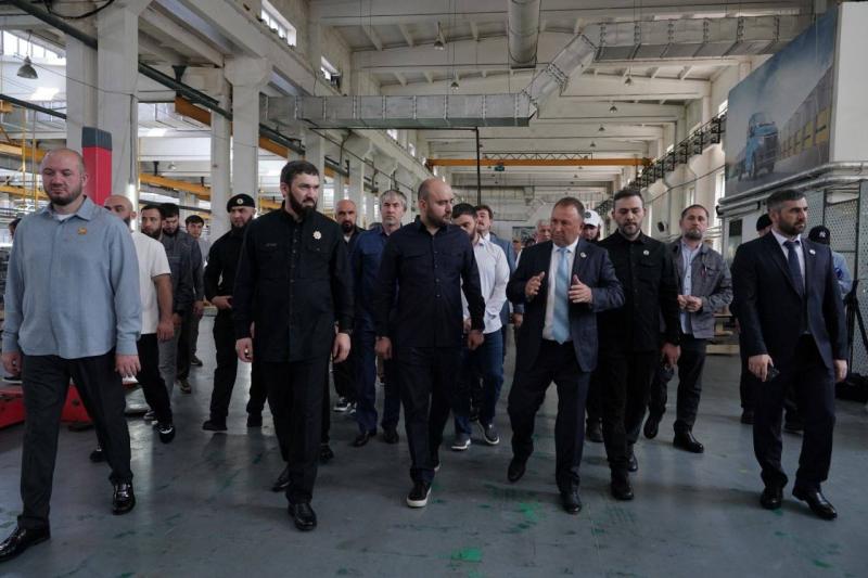 16 августа Вячеслав Федорищев с командой Правительства региона работает в Чеченской Республике