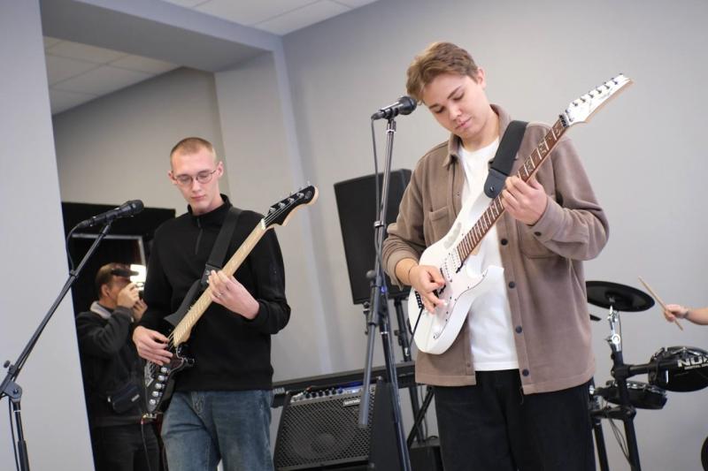 В Кинеле открыли креативный центр "#ПроДвижение"