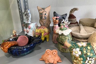 Соцконтракт помог жительнице Ставропольского района закупить оборудование для гончарной мастерской