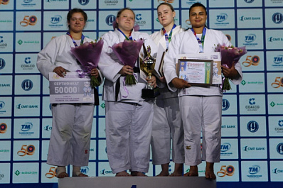 Самарские дзюдоистки вернулись из Адыгеи с медалями