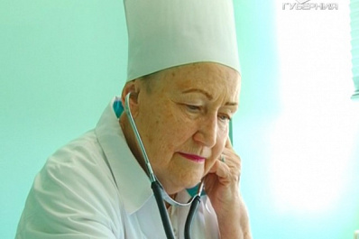 Более полувека в медицине: в Самаре терапевту присвоили звание народного врача губернии