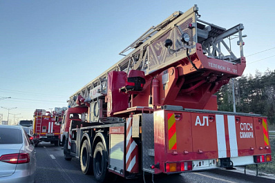 60 пожаров и 6 ДТП ликвидировали самарские сотрудники МЧС за сутки