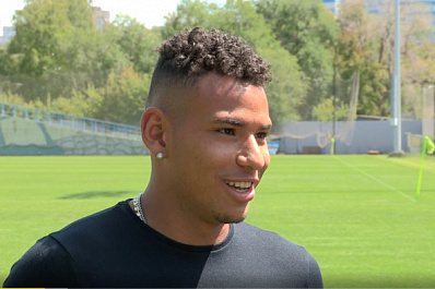 В расположение "Крыльев Советов" прибыл колумбийский нападающий 