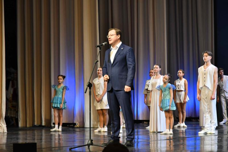 Детский музыкальный театр "Задумка" отметил в Самаре 50-й день рождения