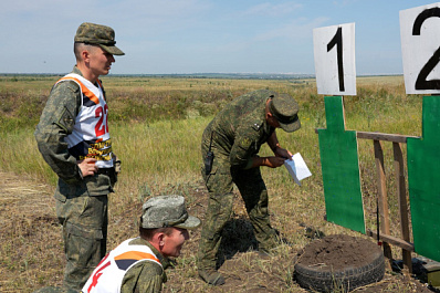 В Самарской области проходит чемпионат ЦВО по военному троеборью