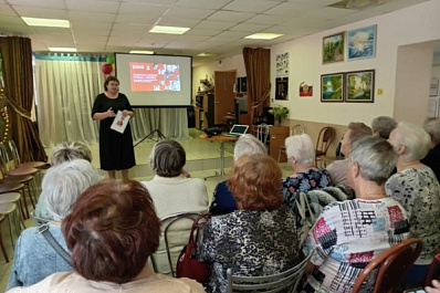 От истории Победы до борьбы с фейками: как общество "Знание" просвещает старшее поколение в Самарской области