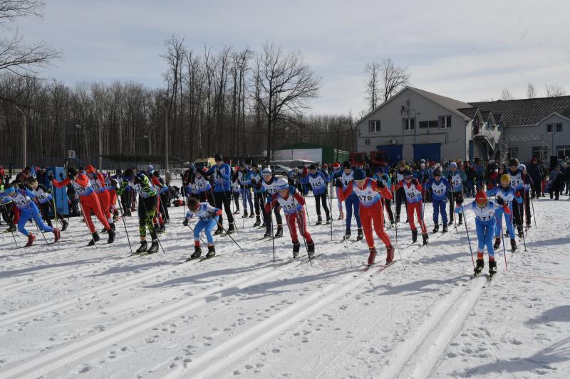 С угощениями и музыкой: в Самаре пройдет масштабная лыжная гонка на призы "Волжской коммуны" 
