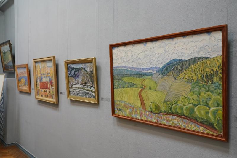 "Белый свет" Самарской Луки: в областном центре проходит выставка к 100-летию со дня рождения художника Николая Шеина