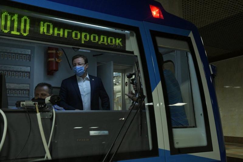 Новый поезд метро выпустили в рейс в Самаре