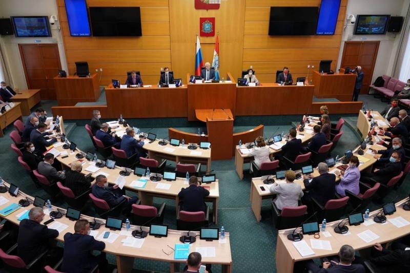 Депутаты Самарской губернской думы одобрили изменения в Устав региона