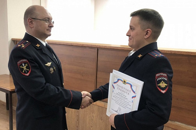 Спас жизнь женщине из Донбасса: сызранского лейтенанта Решетникова наградили за геройский поступок
