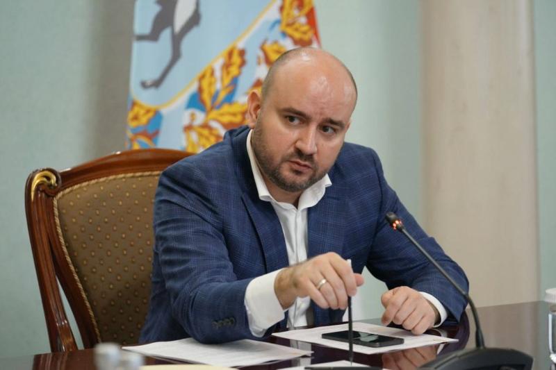 Вячеслав Федорищев потребовал проверить все школы и больницы на пожарную безопасность