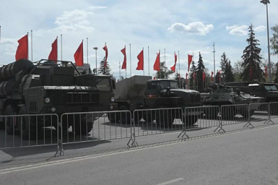 Самарцев приглашают посмотреть на С-400 "Триумф" и другую военную технику парада-2021