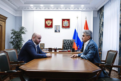 Губернатор Вячеслав Федорищев и депутат Госдумы, руководитель фракции "Новые люди" Алексей Нечаев провели рабочую встречу