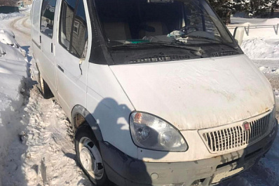 В Самаре ГАЗ отбросил пешехода-нарушителя на припаркованный ВАЗ