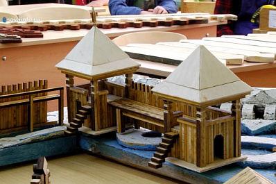 В Тольятти проходят занятия для школьников по деревянному зодчеству