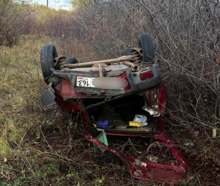 Трое пострадали: в Самаре водитель на Suzuki врезался в столб