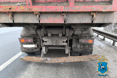 На трассе в Самарской области 11 февраля столкнулись МАЗ и вазовская легковушка