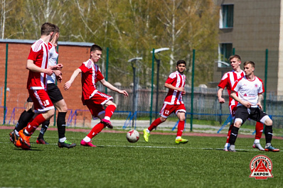 Три футболиста "Сызрани-2003" стали игроками "Акрона"