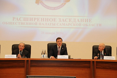 Дмитрий Азаров предложил расширить план мероприятий на День Победы