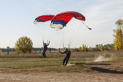 Лучшие парашютисты страны готовились в Самаре к чемпионату мира 
