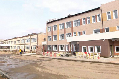 В Нефтегорске оценили ход реконструкции административного корпуса ЦРБ