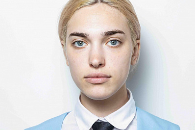 Дочь "жрицы любви" из Самары ушла из "Школы леди"