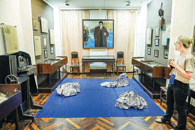 Вода в жизни Толстого: в Литмузее Самары открылась выставка современных художников