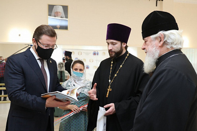 Дмитрий Азаров посетил филиал епархиального центра