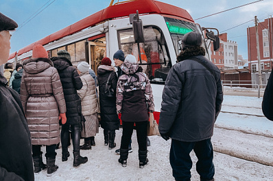 Утром 24 ноября в Самаре встали трамваи из-за сломанных дверей вагона