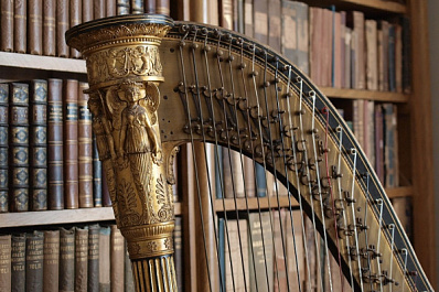 В Самаре установят двухметровую "Арфу" и "Лиру с масками"