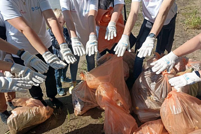 Железнодорожники в Самарской области убрали пляж на реке Сок 