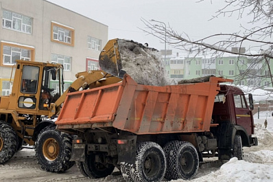 "Замечаний более чем достаточно": Елена Лапушкина проверила уборку снега в Самаре