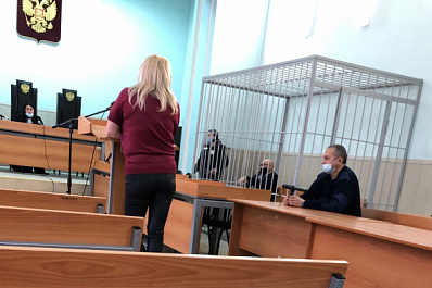 "Надо его валить": экс-жену двух "держателей" Кировского рынка допросили по делу об убийстве