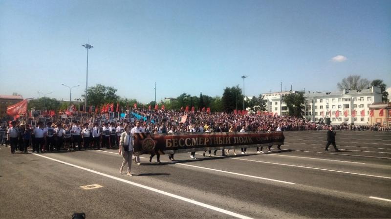 Дмитрий Азаров поздравил жителей Самарской области с Днем Победы