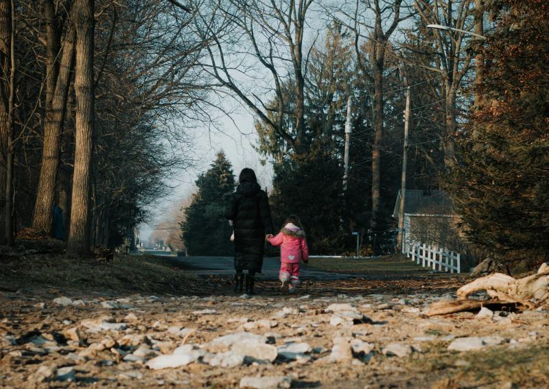 Многодетной матери из Чапаевска, избившей малышку, грозит уголовка
