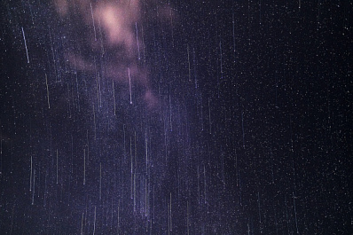 Жители Самарской области могут наблюдать яркий звездный дождь до 17 декабря